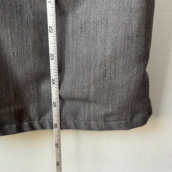 FIGS Grey Scrub Top - Picture 5 of 5